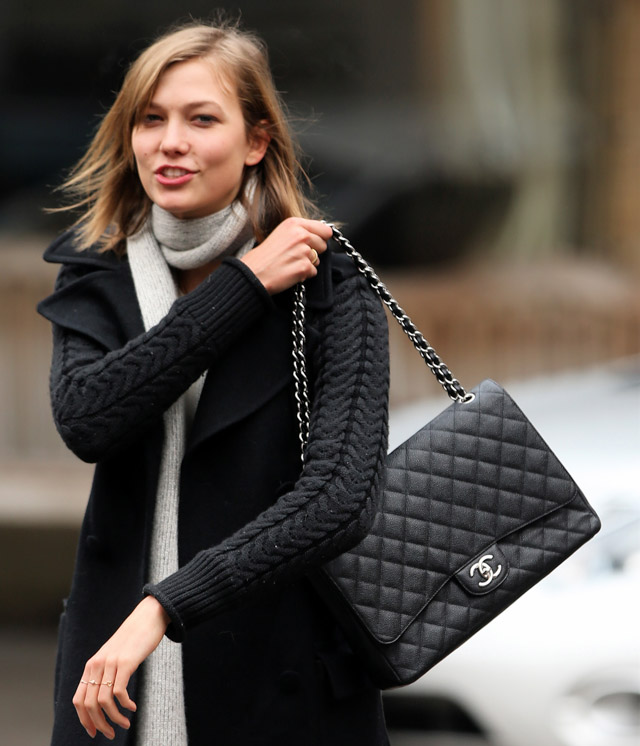 Karlie Kloss Carries Chanel in NYC - PurseBlog  Chanel classic jumbo,  Chanel bag, Chanel classic