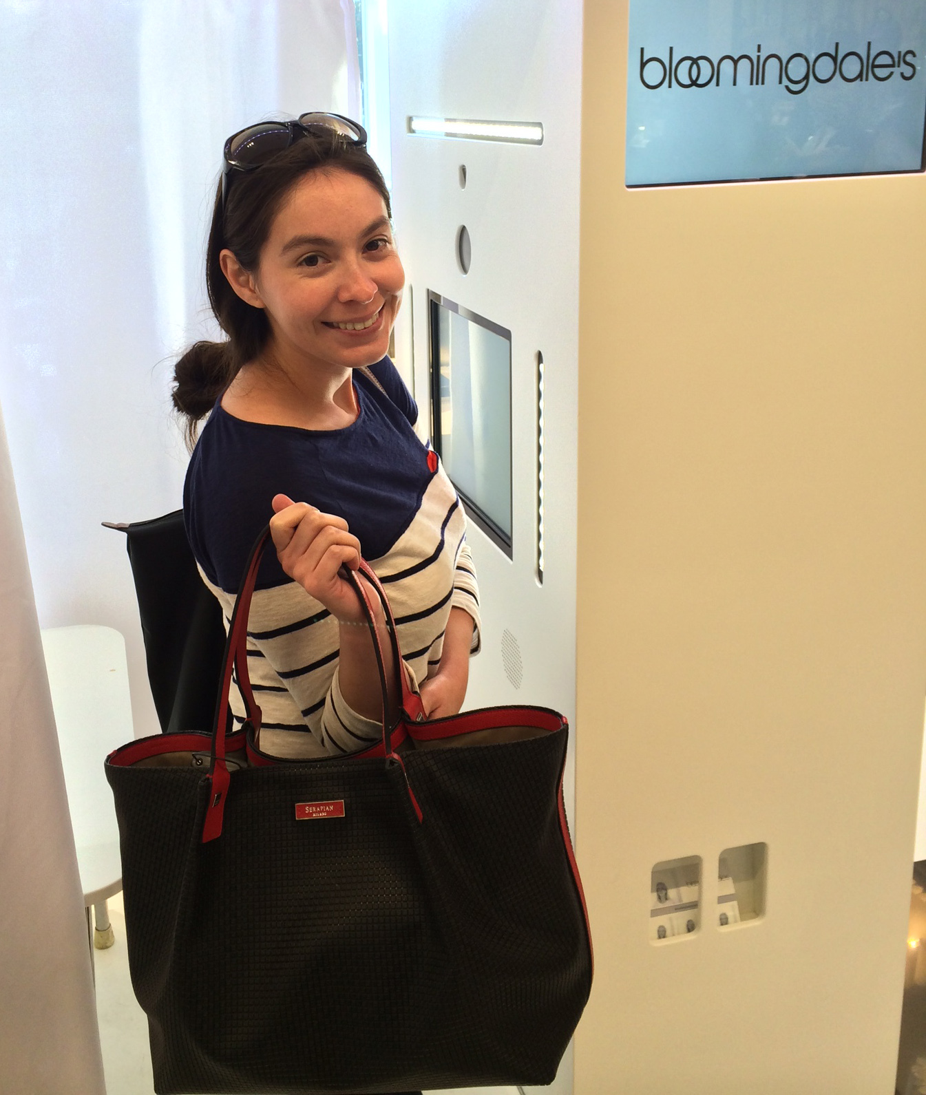 Check Out the Photo Booth from Our National Handbag Party at Bloomingdale’s! - PurseBlog