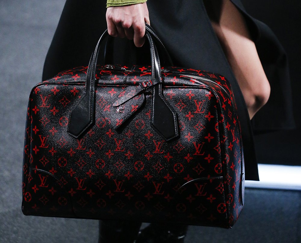 Louis Vuitton’s Spring 2015 Bags Show Nicolas Ghesquiere Coming Into His Own - PurseBlog