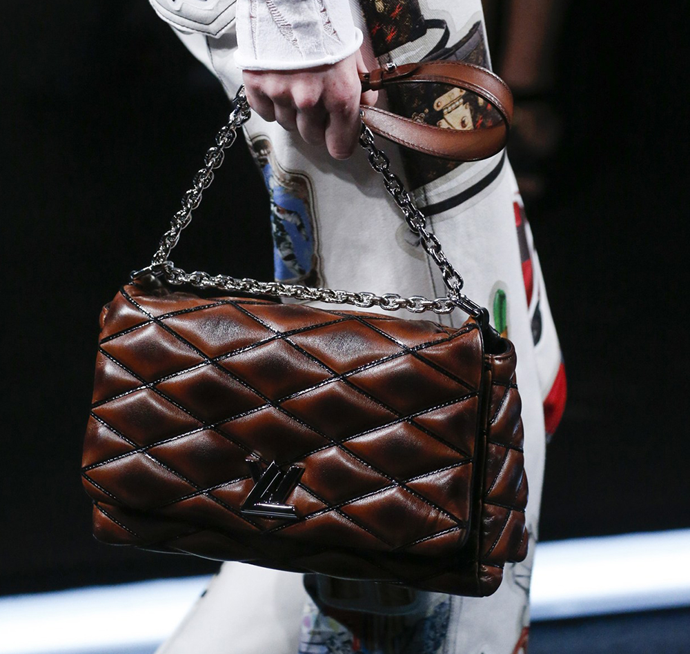 Louis Vuitton's Spring 2015 Bags Show Nicolas Ghesquiere Coming