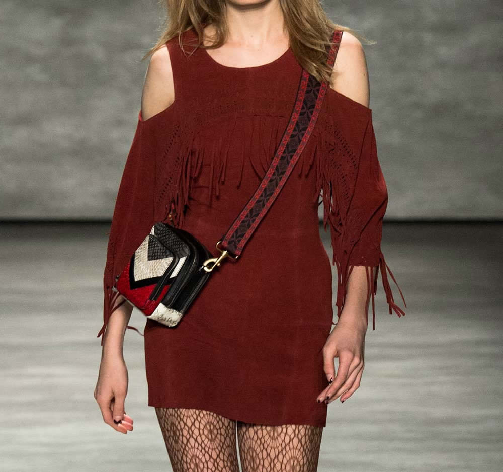 Image via Style.com from Yannis Vlamos / Indigitalimages.com