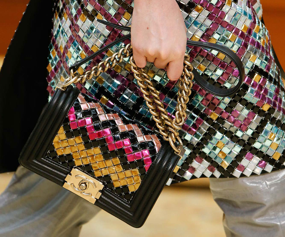 The 15 Best Runway Bags of Paris Fashion Week Fall 2015 - PurseBlog