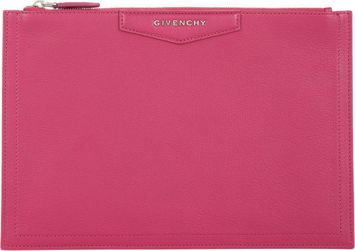 Givenchty-Antigona-Medium-Pouch