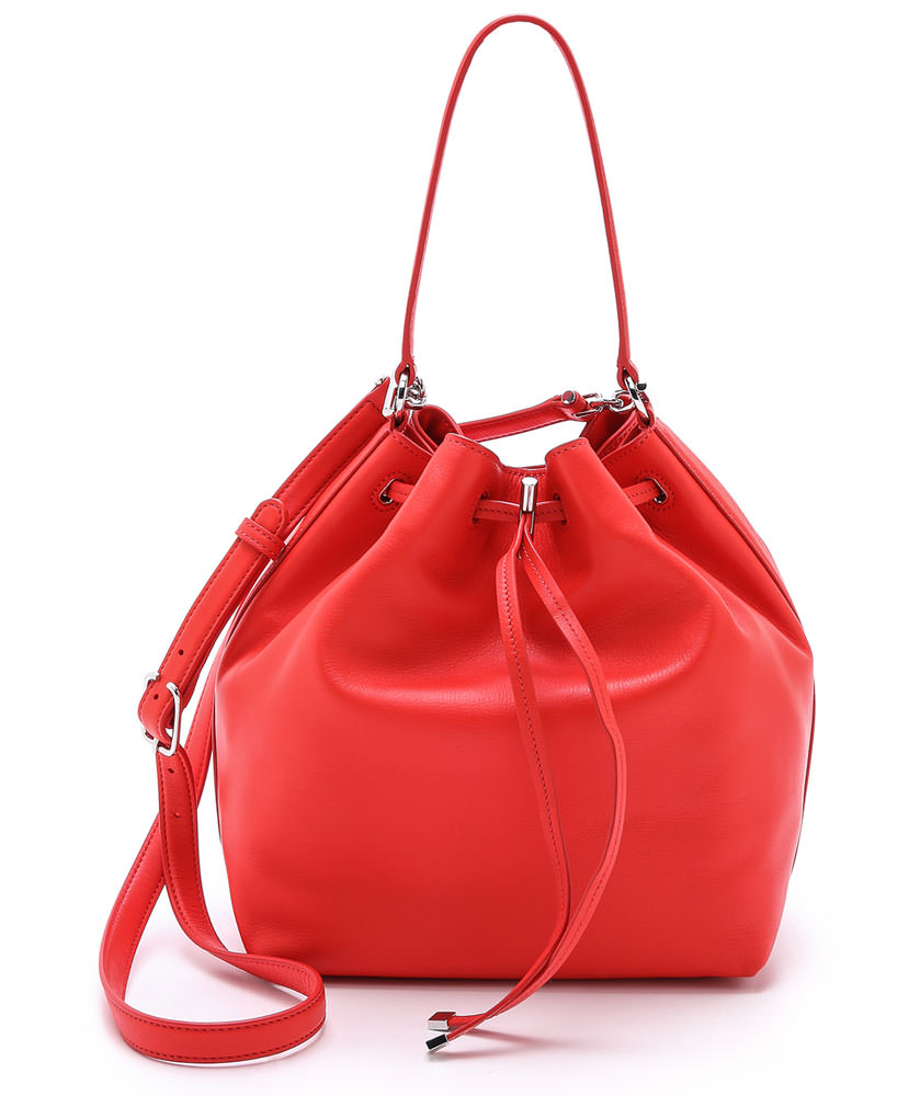 25 Bucket Bags that Make It Easy to Adopt Spring's Biggest Bag Trend ...