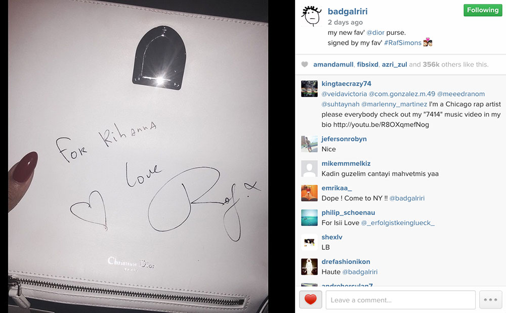 Just Can't Get Enough: Rihanna and Her Christian Dior Diorama Bag -  PurseBlog