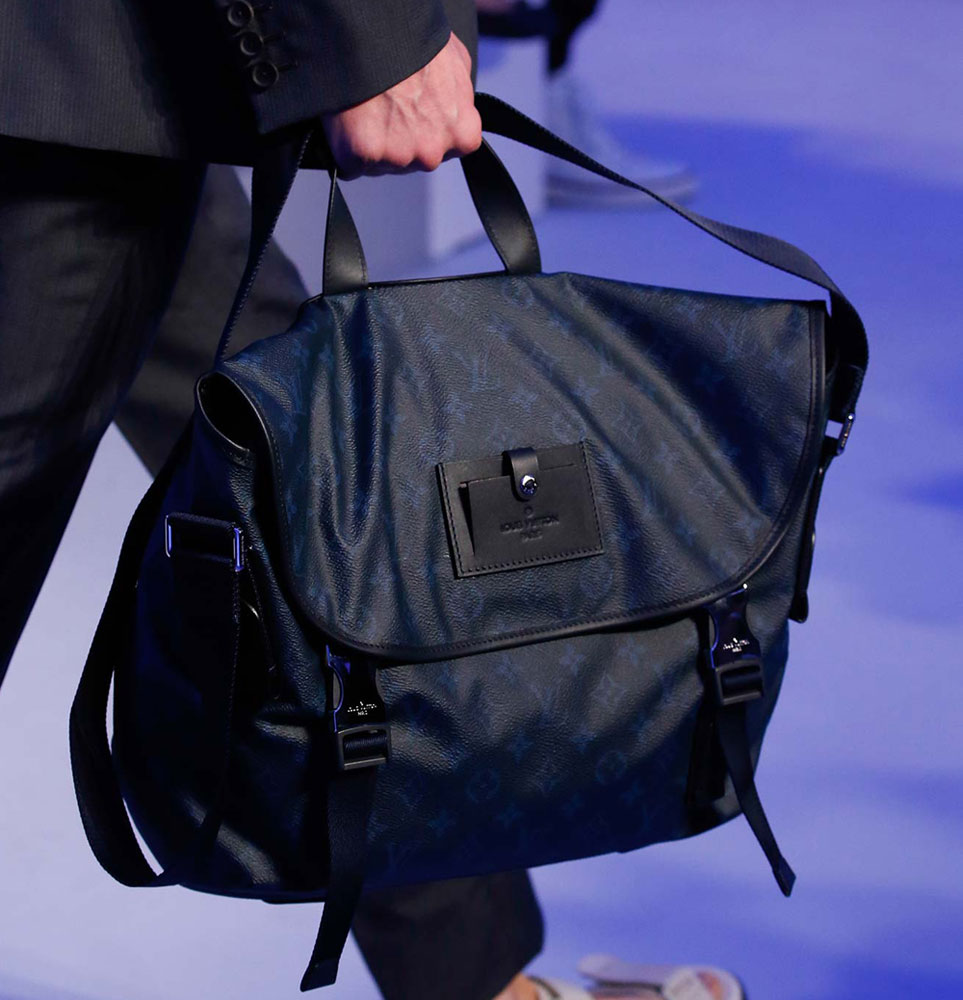 At Louis Vuitton&#39;s Spring 2016 Men&#39;s Show, the Bucket Bags Weren&#39;t Just for Women - PurseBlog