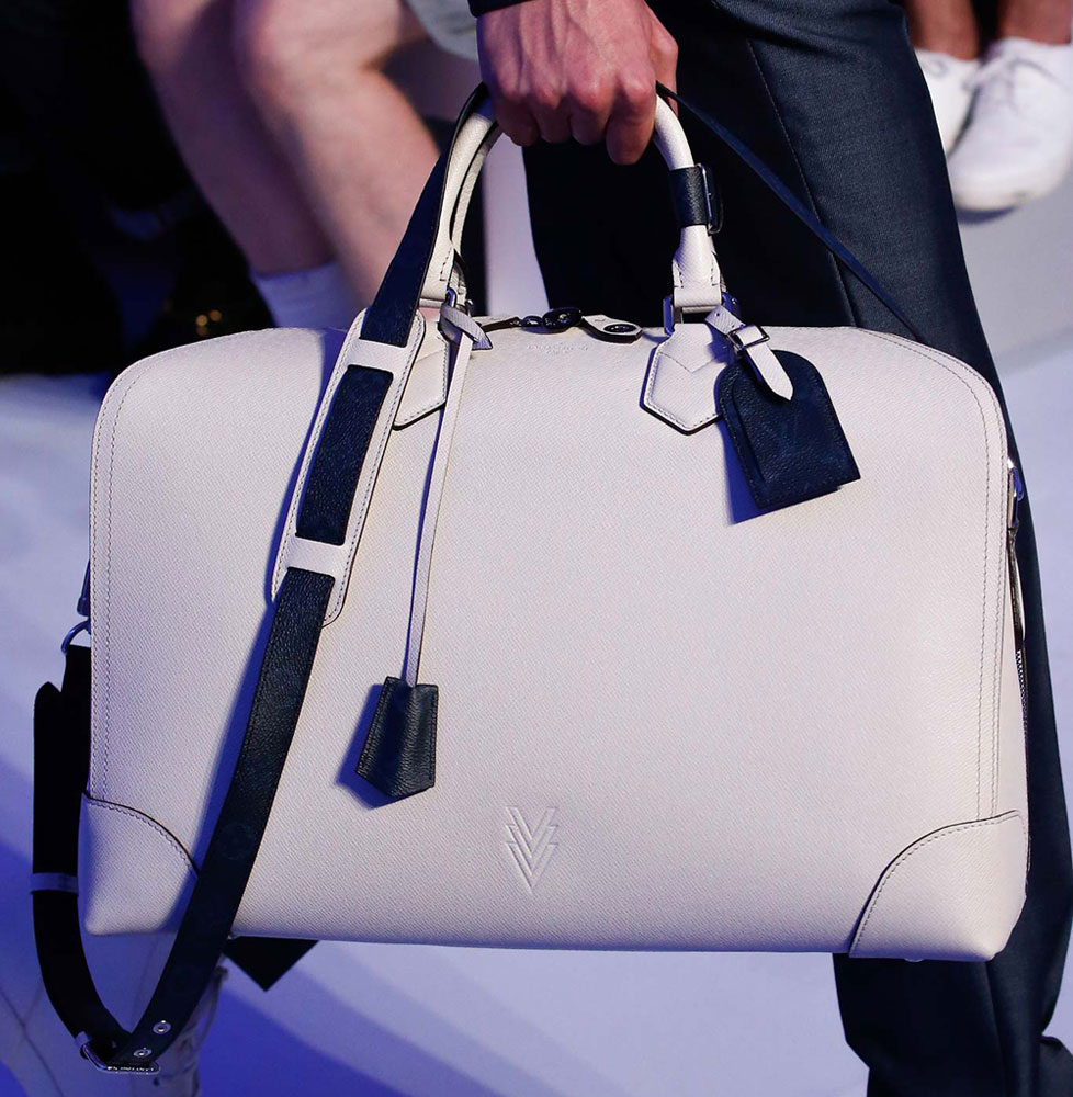 At Louis Vuitton&#39;s Spring 2016 Men&#39;s Show, the Bucket Bags Weren&#39;t Just for Women - PurseBlog