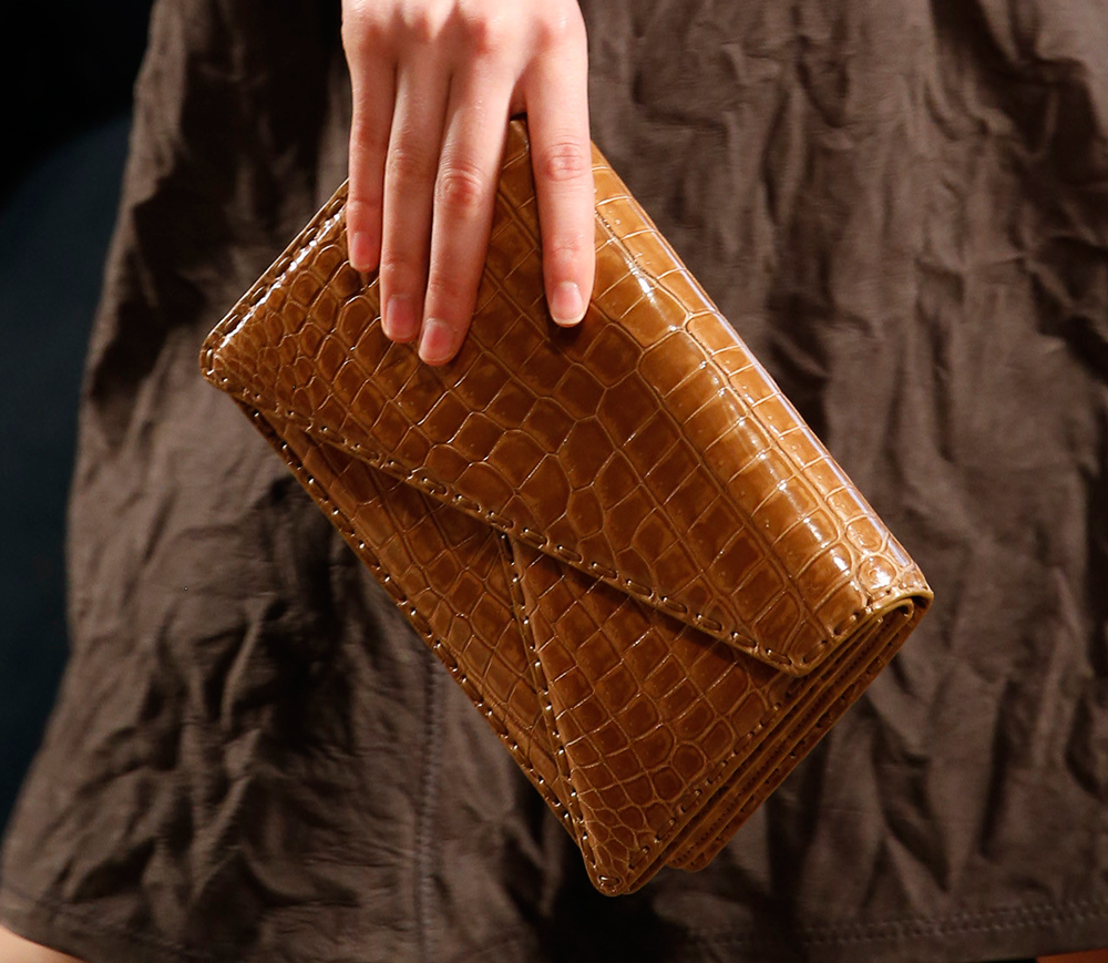 Bottega Stuck to What It Knows for Spring 2016 Bags PurseBlog