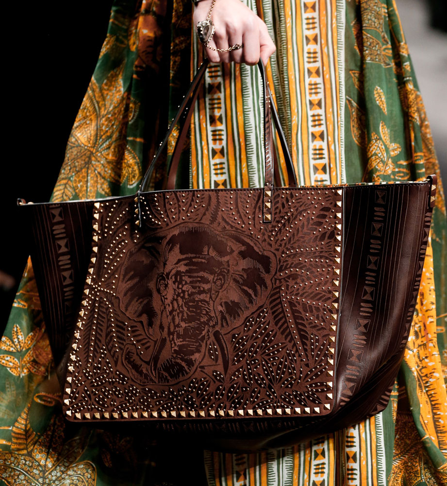 Valentino's Spring 2016 Runway Bags Relied on African Imagery - PurseBlog