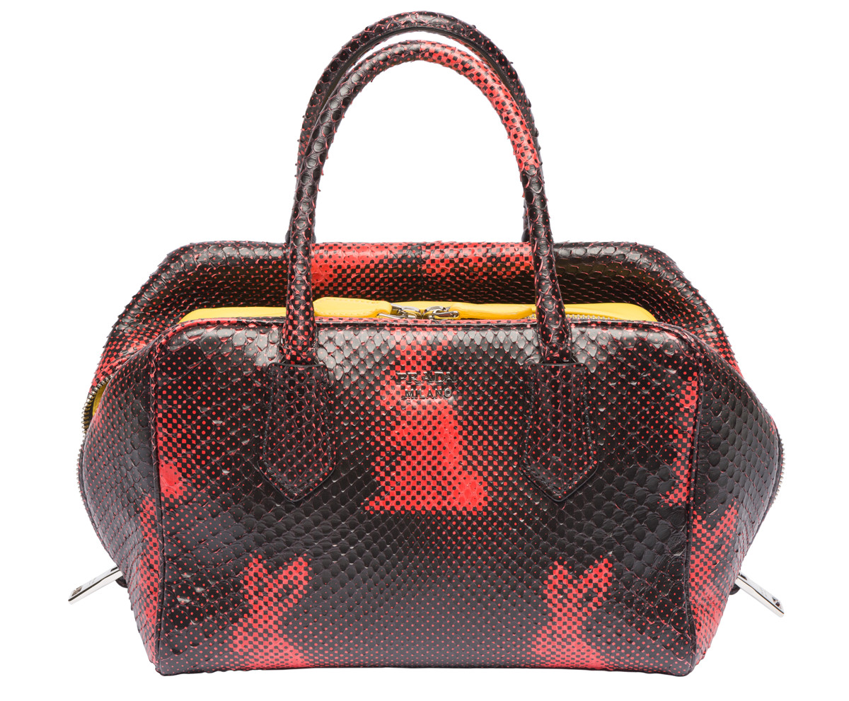 prada bags 2016