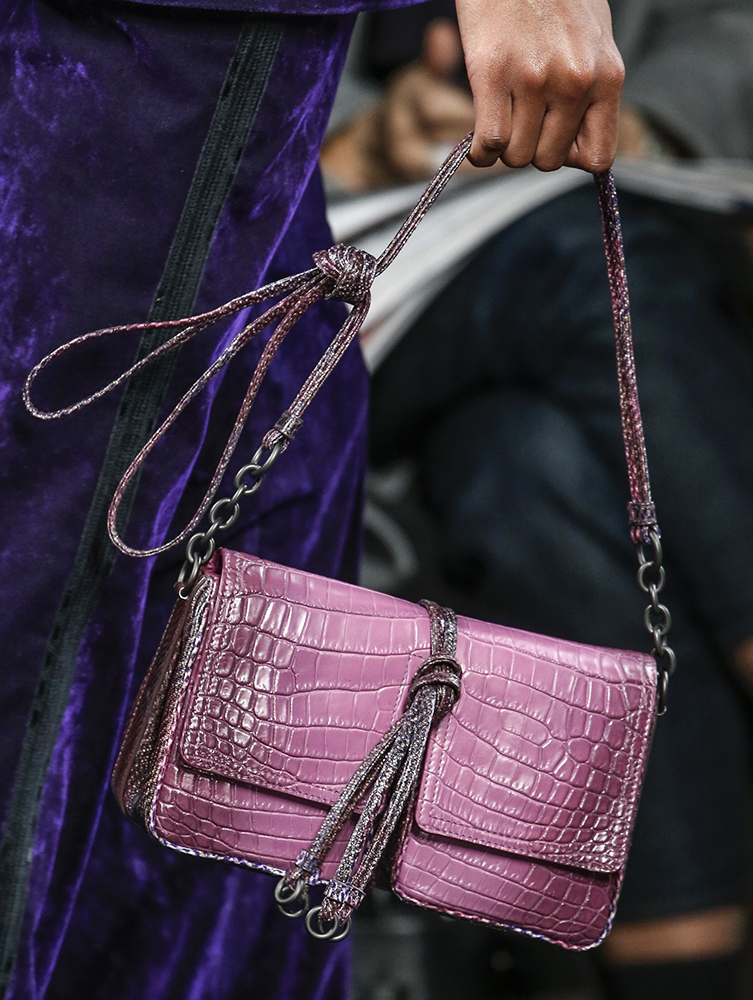 The 20 Best Runway Bags Of Milan Fashion Week Fall 2017 Purseblog Bottega Veneta