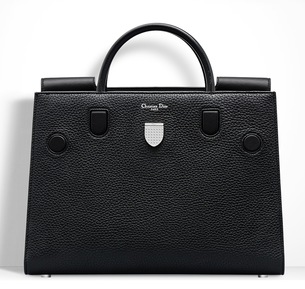 50 Pics Of Dior S Summer 2017 Bags Including The New Dior Diorever Bag Black