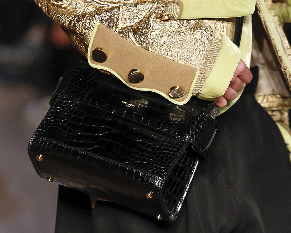 Check Out Louis Vuitton's Brand New Cruise 2016 Bags, Straight from the  Runway - PurseBlog