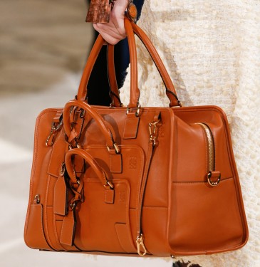 Loewe-Fall-2016-Bags-15-