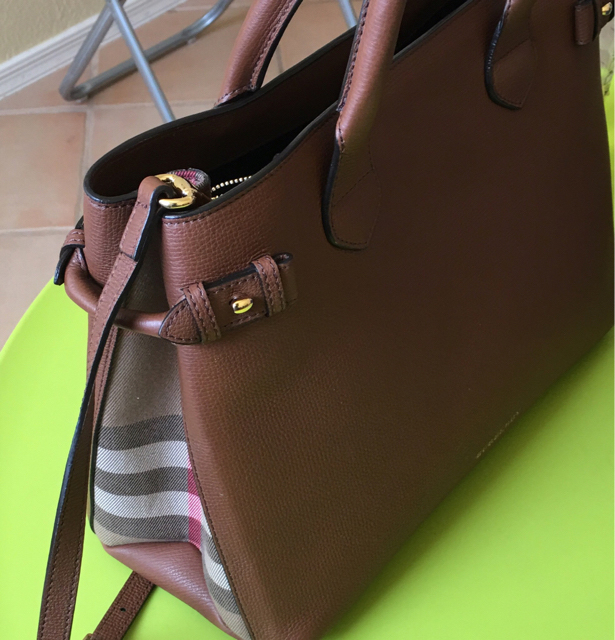 Burberry-Tote