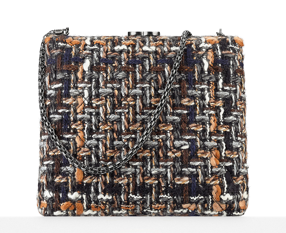 Chanel-Tweed-Kiss-Lock-Minaudiere-3300