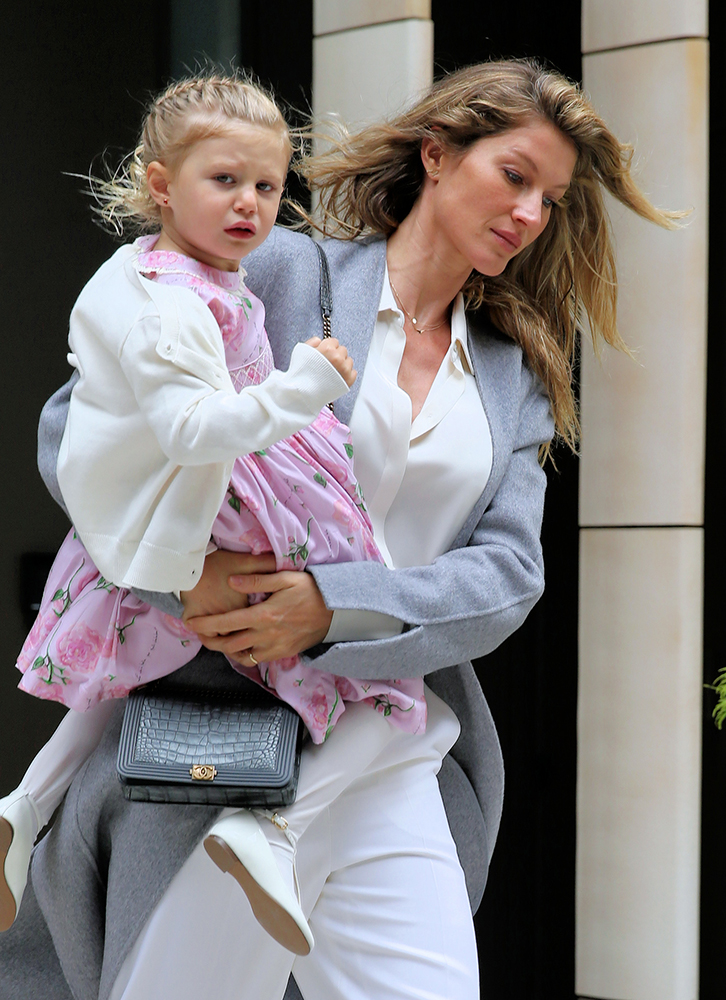 Gisele Bundchen Shops with an Alexander Wang Bag - PurseBlog