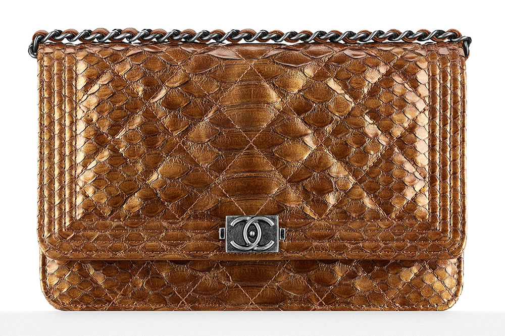 Chanel-Metallic-Python-Boy-Wallet-on-Chain-4100