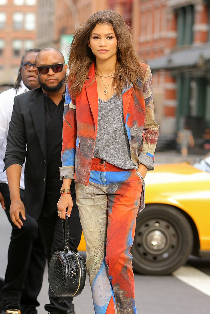 Zendaya Wore the Purse Trend Replacing Mini Bags