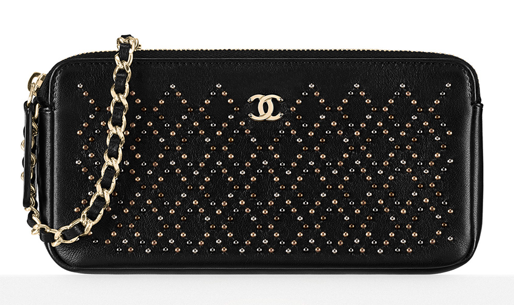 Chanel-Studded-Small-Clutch-1900