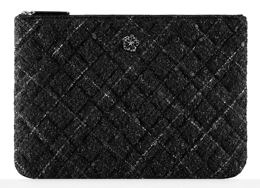Chanel-Tweed-Pouch-775