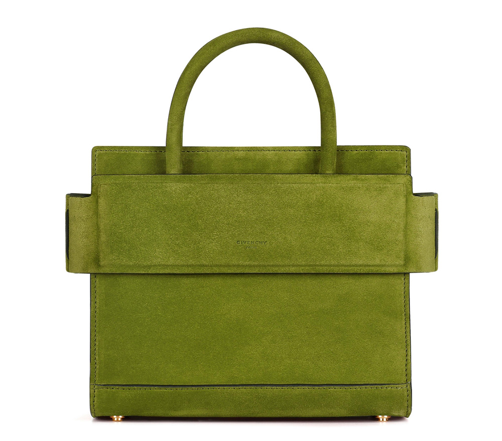 Givenchy S Fall Winter 2017 Handbag Lookbook Is Heavy On The Brand Givenchy Fall Winter 2017 Bags 13