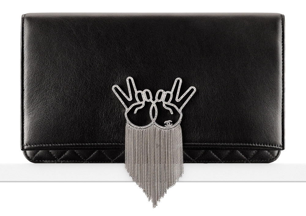 chanel-clutch-3800