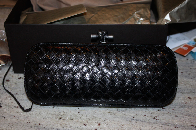 bottega-veneta-knot-clutch