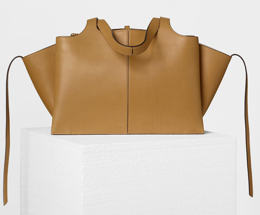celine-medium-trifold-shoulder-bag-blonde-3100