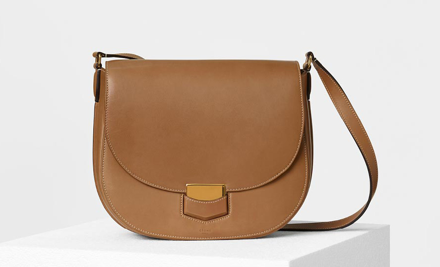 celine-medium-trotteur-shoulder-bag-camel-2950
