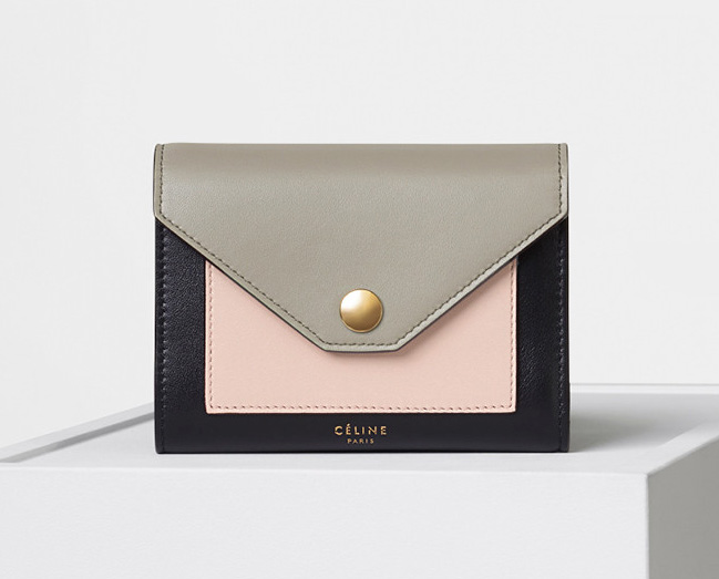 celine-pocket-medium-flap-multifunction-grey