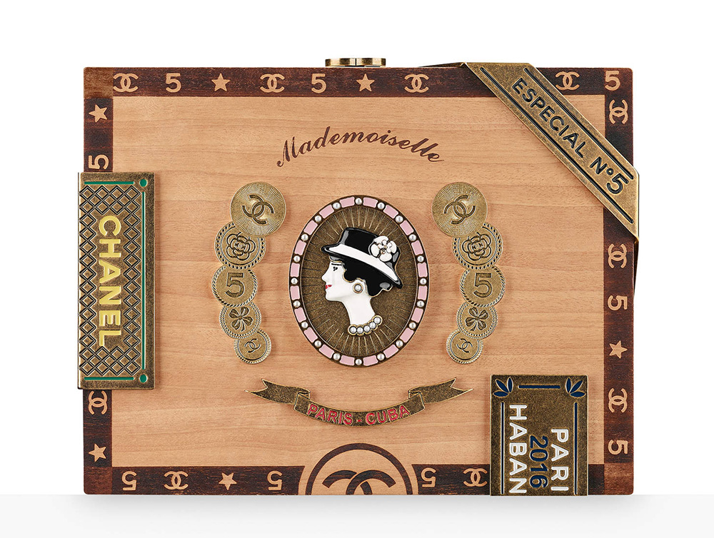 chanel-cigar-box-minaudiere