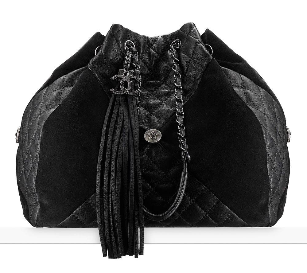 chanel-drawstring-bag-black-4300