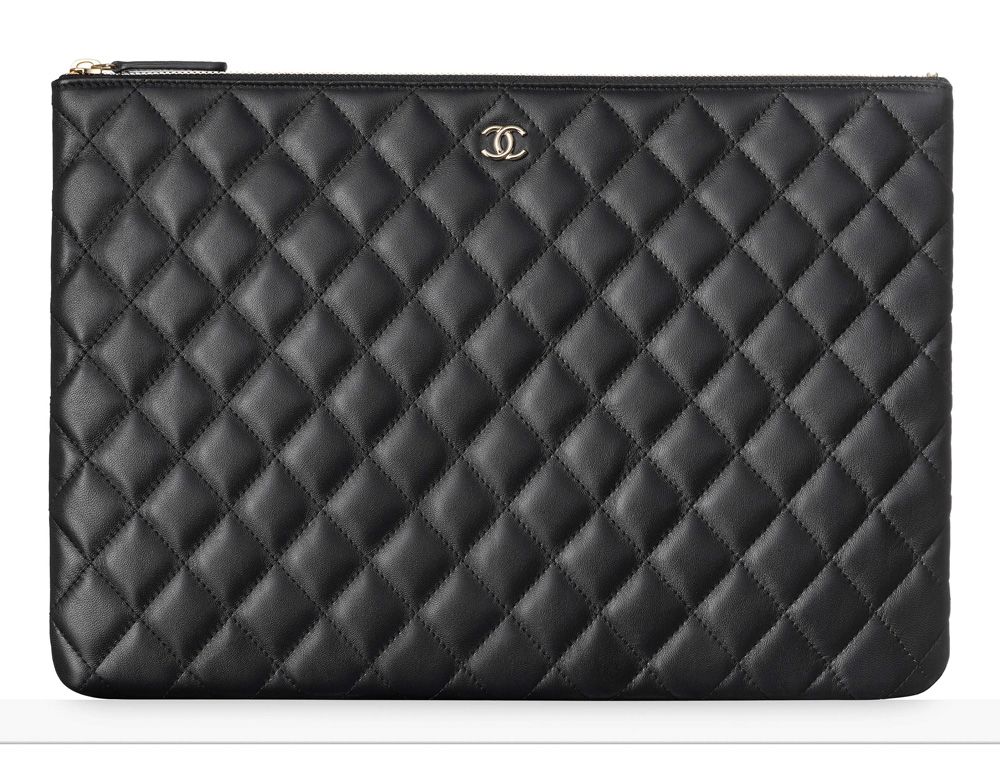 chanel-pouch-black-1100