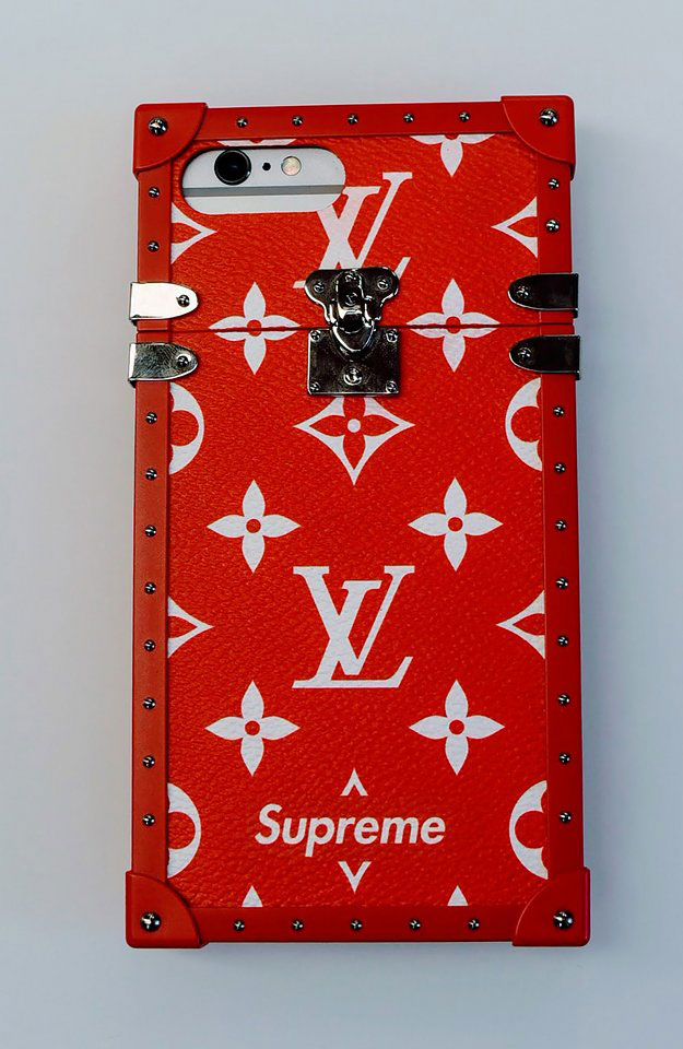 Louis Vuitton x Supreme 2017 Monogram Eye-Trunk iPhone 7 - Red