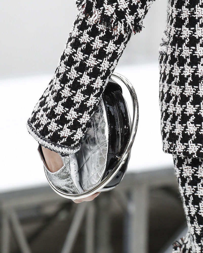 chanel charm bag 2017