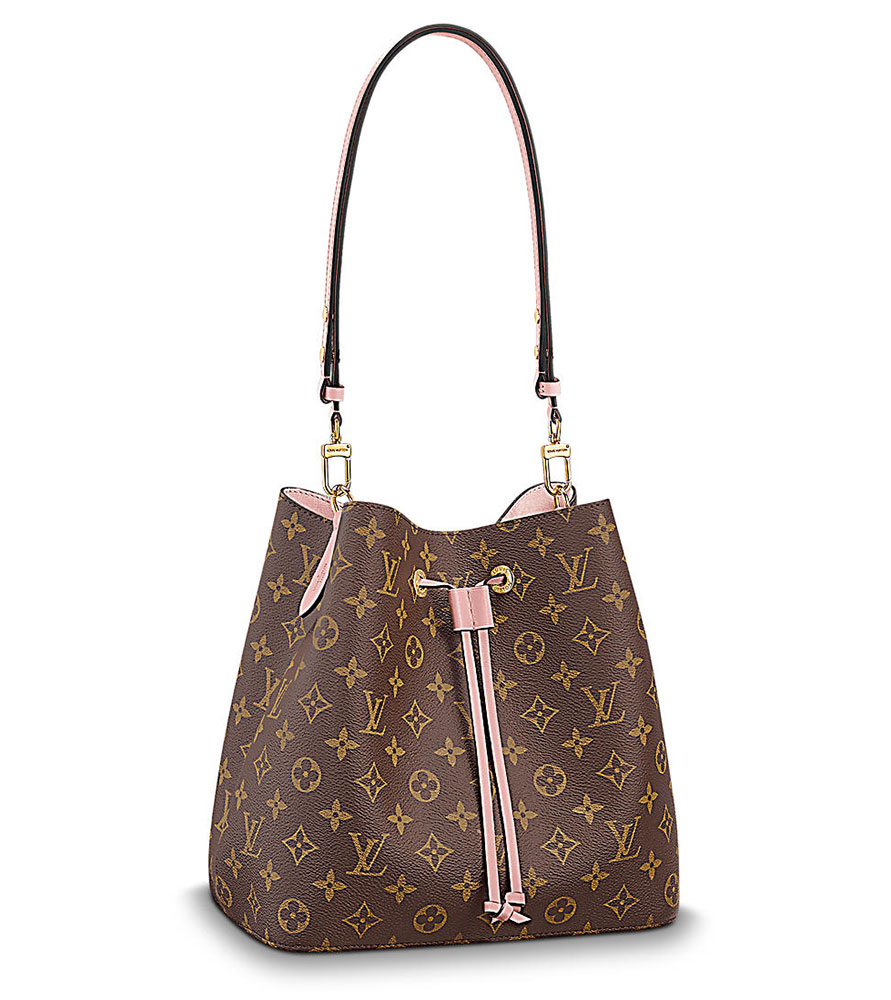 Reviewing the MOST UNDERRATED Louis Vuitton Bag *it's AMAZING