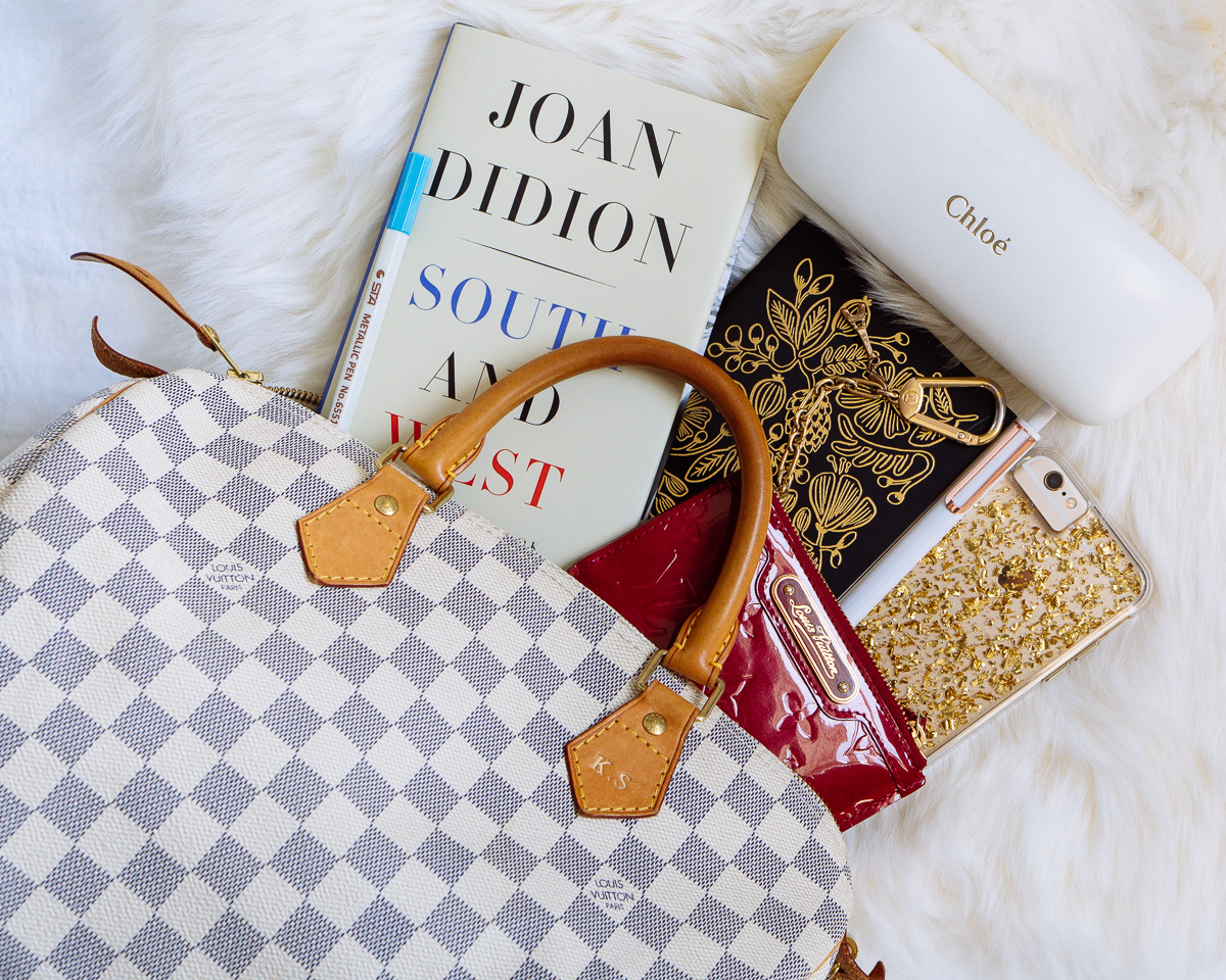 What's in my purse + Louis Vuitton Speedy Bandouliere 30 review