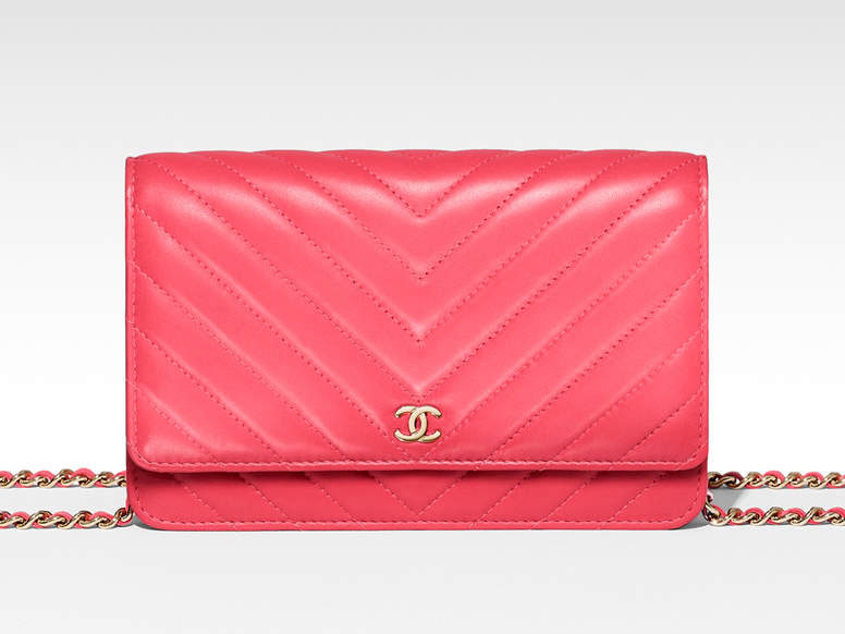 Check Out 65 of Chanel's Brand New Pre-Collection Spring 2018 Wallets, WOCs  and Small Leather Goods, Including Prices! - PurseBlog