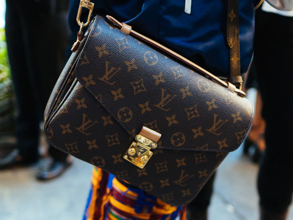8 Reasons Louis Vuitton Monogram Bags Will Stand the Test of Time - PurseBlog