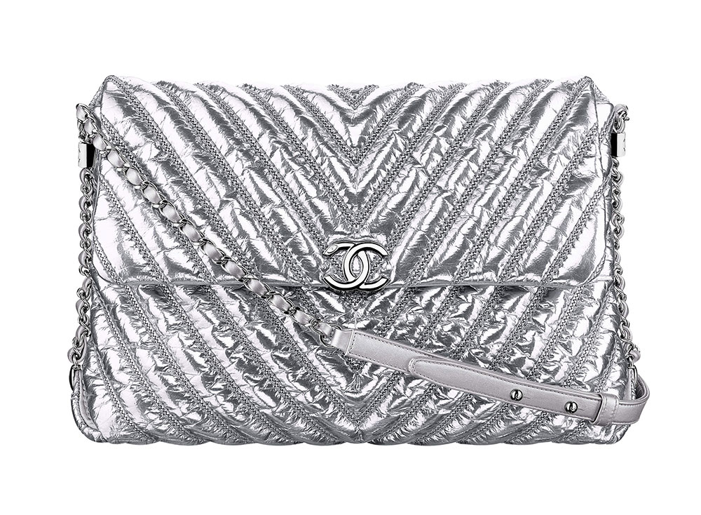 Metallic Silver Bags are Fall 2017's Most Versatile Color Trend - PurseBlog