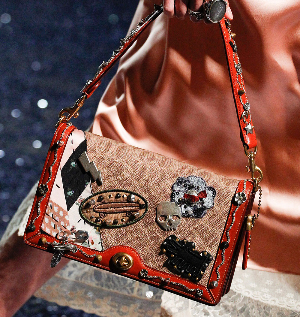 Coach&#39;s Spring 2018 Runway Bags Pay Tribute to Artist and AIDS Activist Keith Haring - PurseBlog
