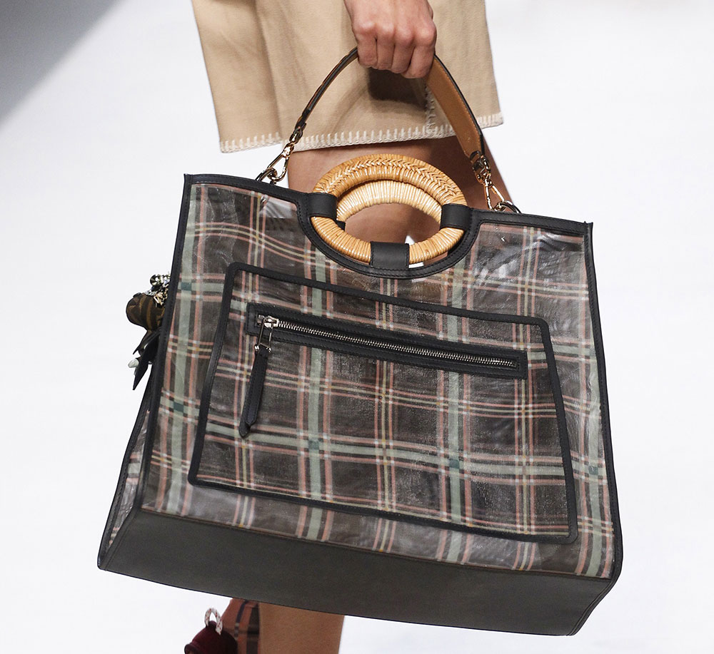 Fendi's Spring 2018 Bags Use Logos and Plaid to Spice Up Peekaboos and ...