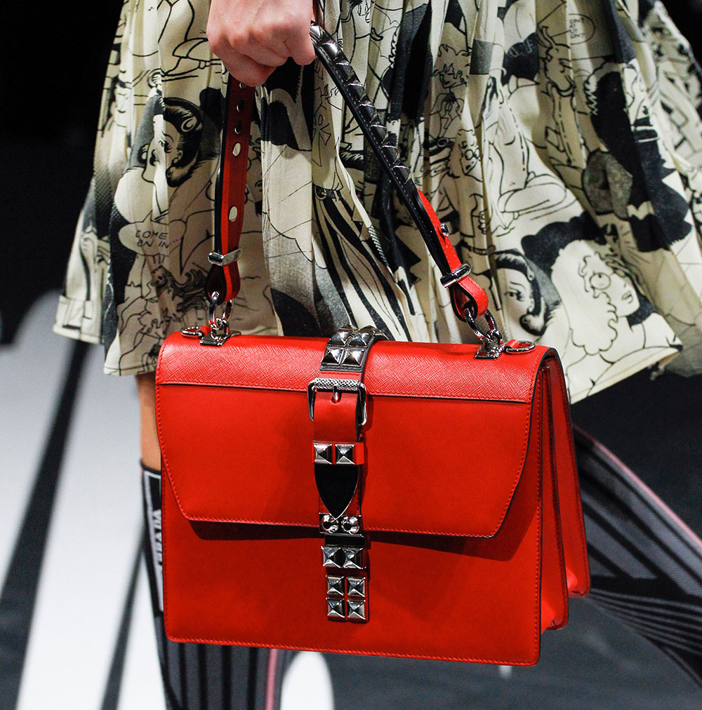 Prada’s Spring 2018 Runway Bags Included Lots of Nylon and a Cast of ...