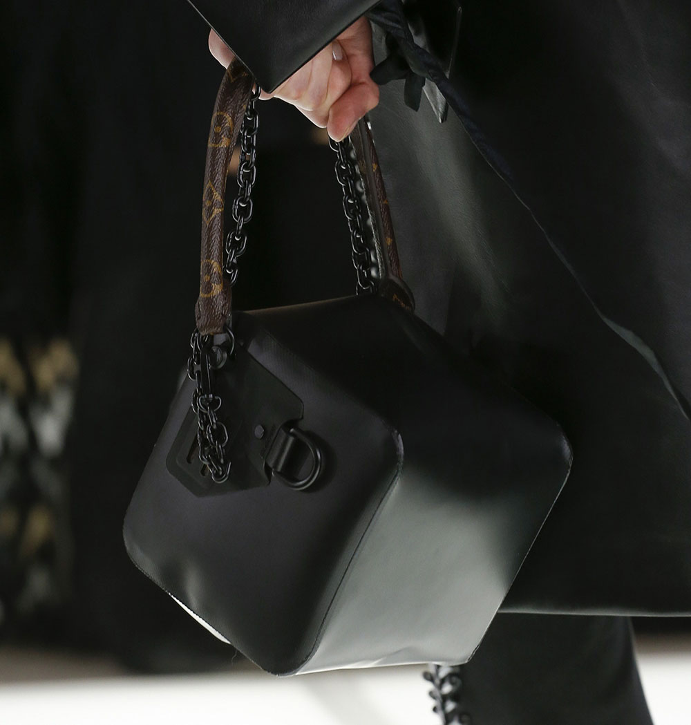 Louis Vuitton's Spring 2018 Runway Bags Went in an Angular