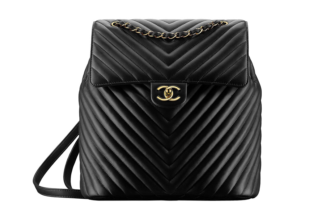 Check Out 100 of Chanel s Ancient Greece Inspired Cruise 2018 Bags Along With Their Prices PurseBlog