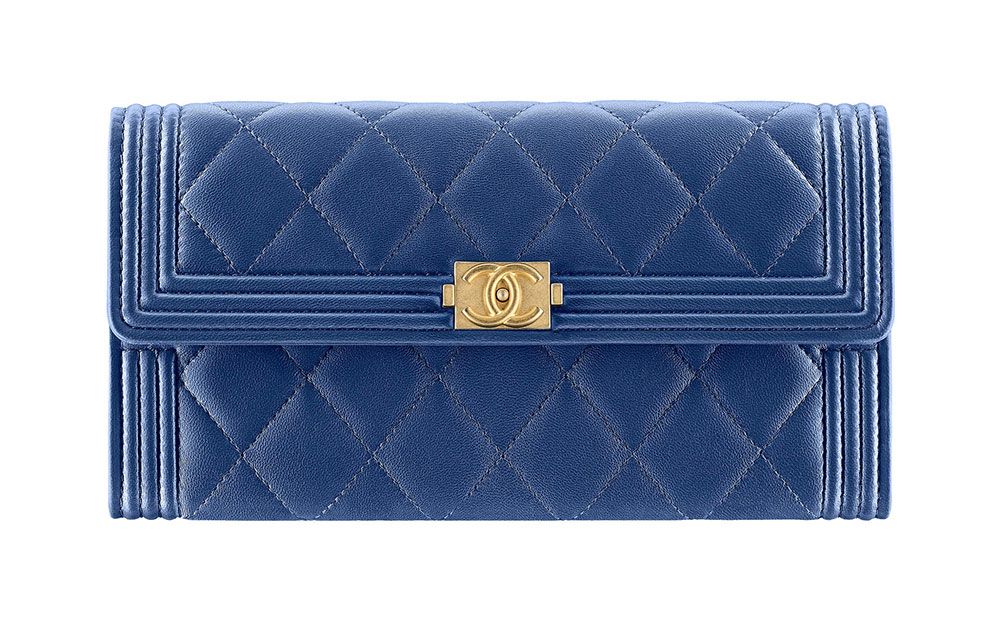 70+ Wallets, WOCs, Accessories from Chanel's Cruise 2018 Collection, All  with Pics and Prices - PurseBlog