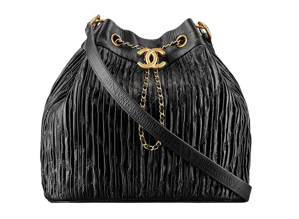 CHANEL Metallic Lambskin Coco Pleats Drawstring Bag Gold 1231334