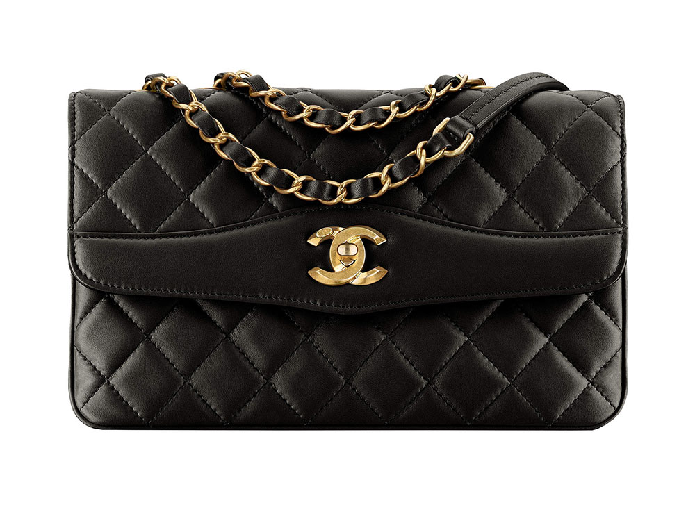 Chanel shell bag SS19 #pfw  Bags, Chanel bag, Chanel cruise