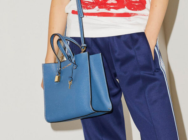 The Marc Jacobs Grind Tote is a Perfectly Functional, Subtle Bag for ...